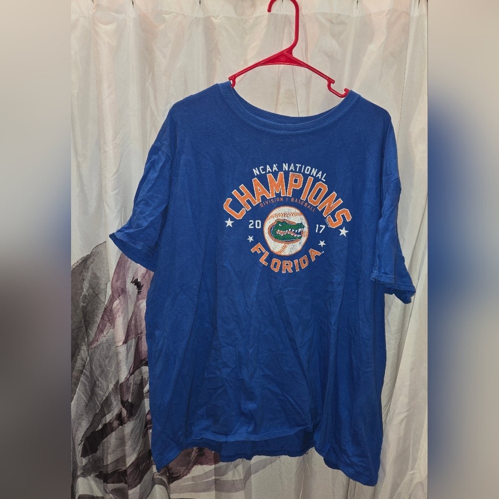 Florida Gator NCAA champion 2017 vintage look xxl mens t shirt